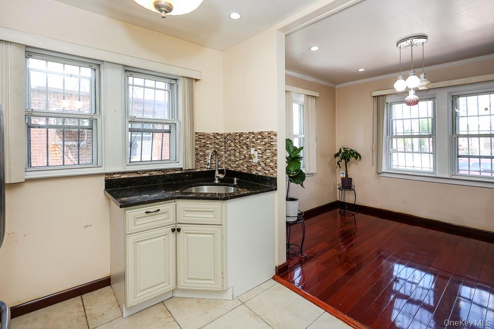 18348 Camden Avenue – For Sale photo 6