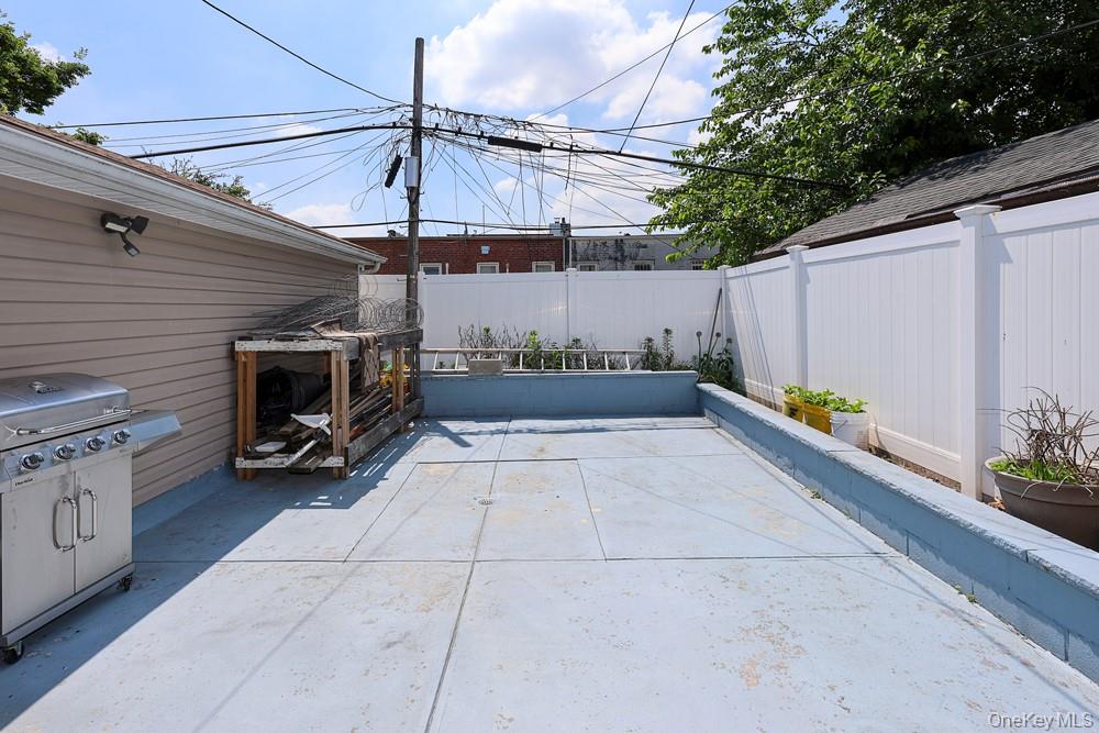 18348 Camden Avenue – For Sale photo 18