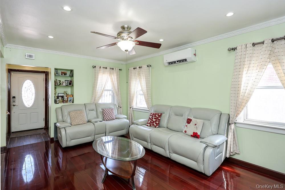 18348 Camden Avenue – For Sale photo 3
