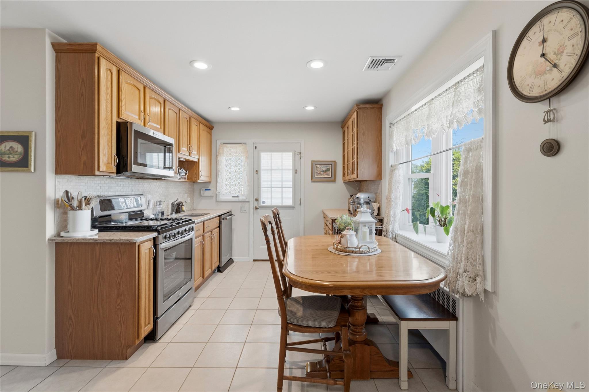 36 Liszt Street – For Sale photo 4