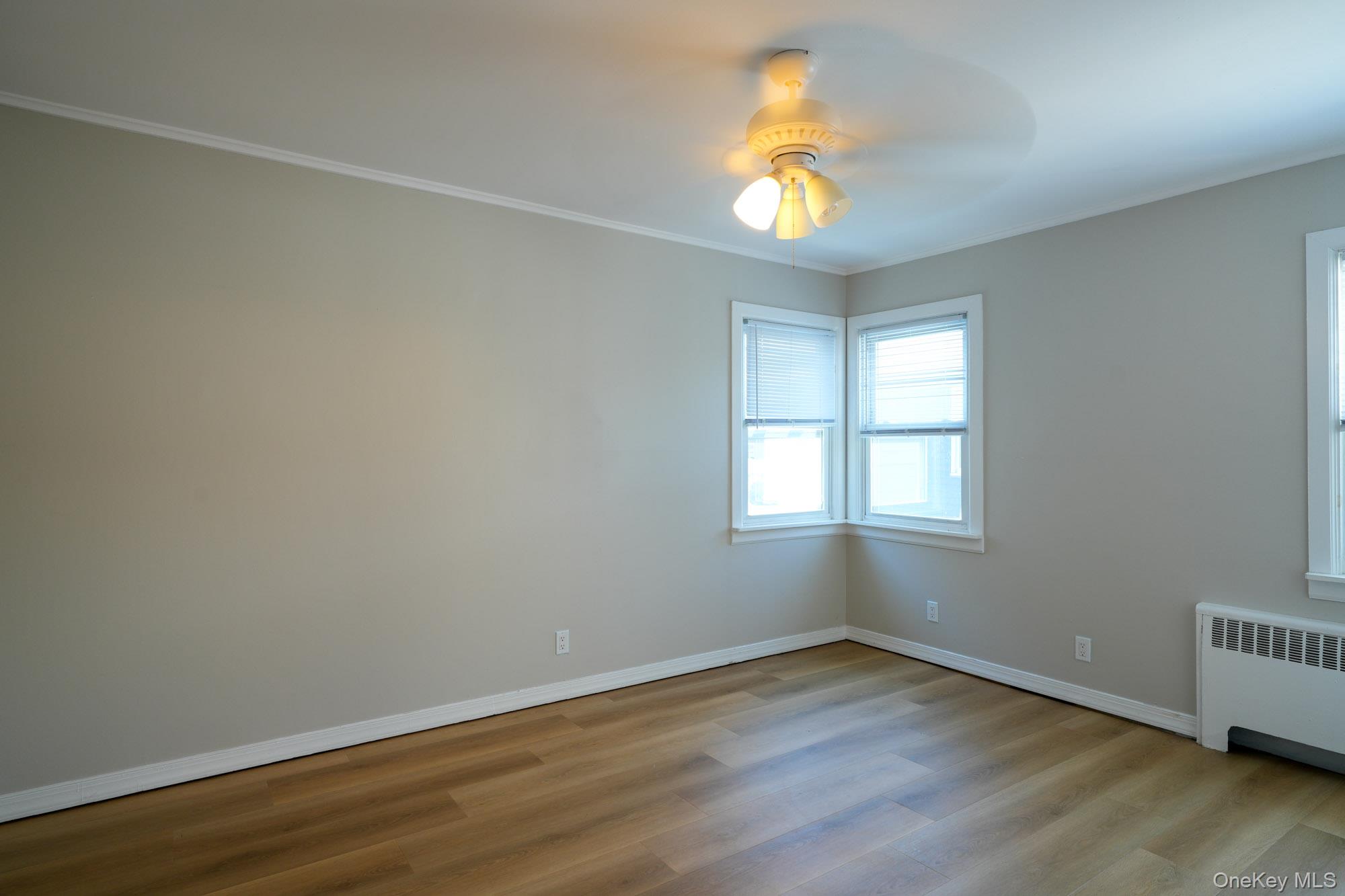 59 Troy Avenue, Unit upper photo 21