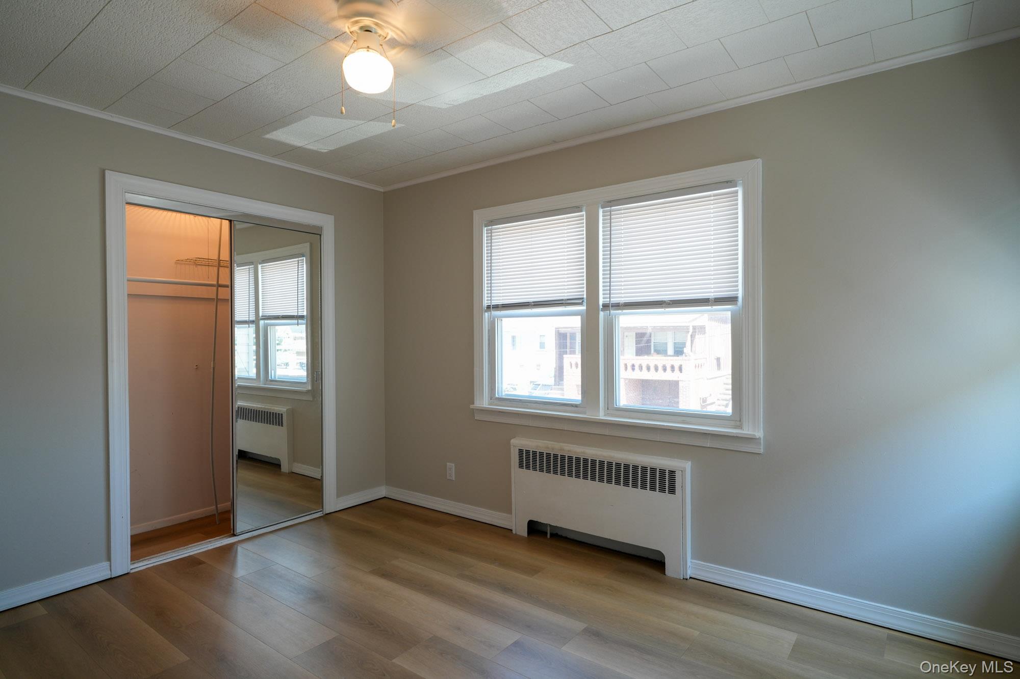 59 Troy Avenue, Unit upper photo 19