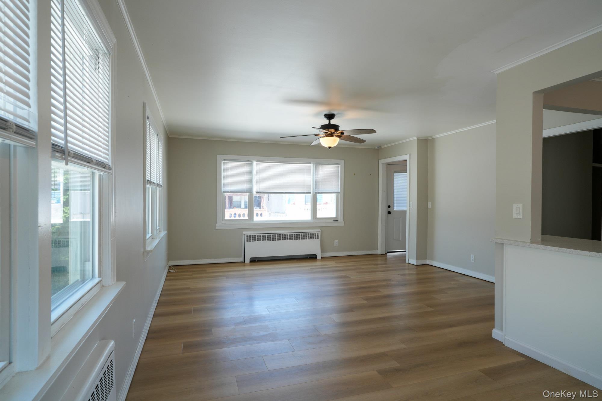 59 Troy Avenue, Unit upper photo 4