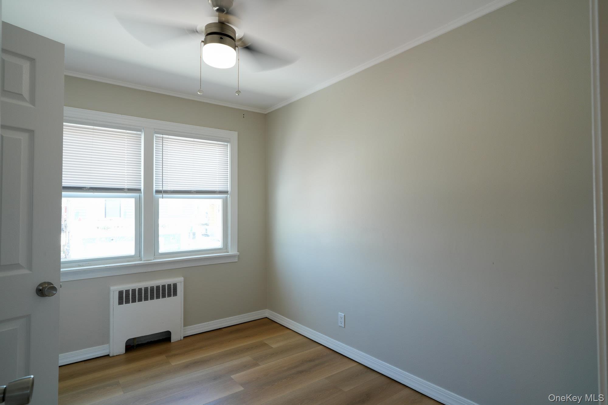 59 Troy Avenue, Unit upper photo 13
