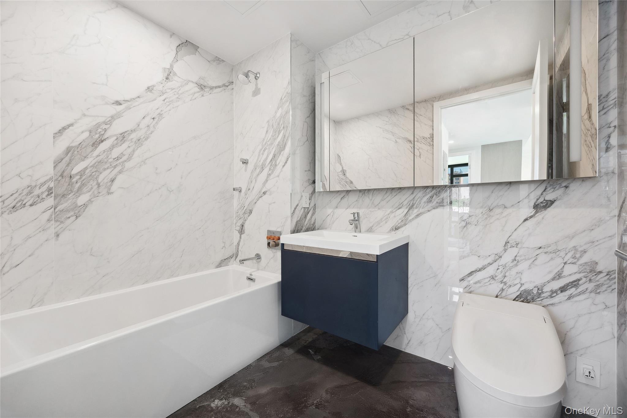 38-20 Parsons Boulevard, Unit 201 photo 25