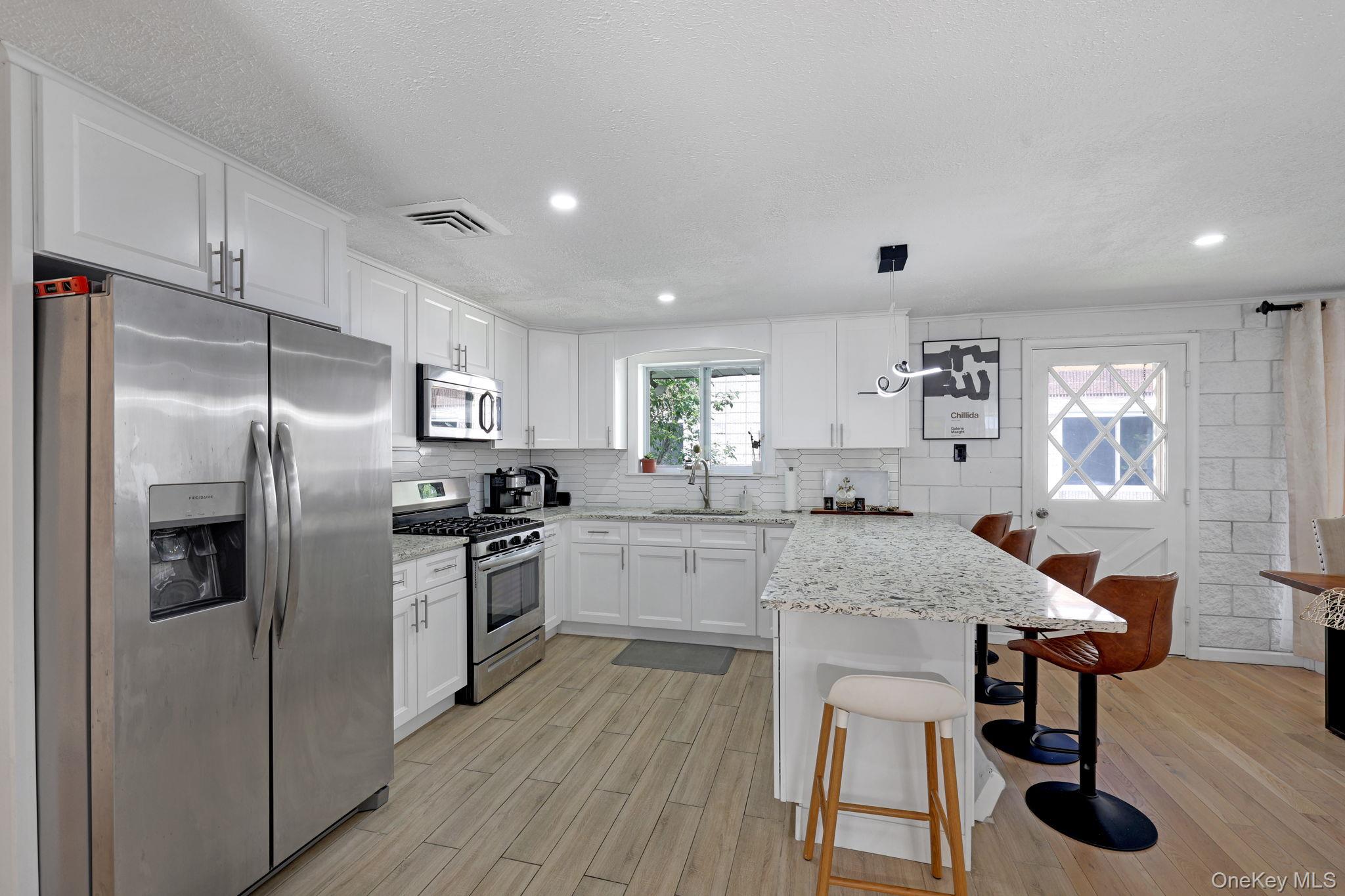 35 Kroeger Road – For Sale photo 5