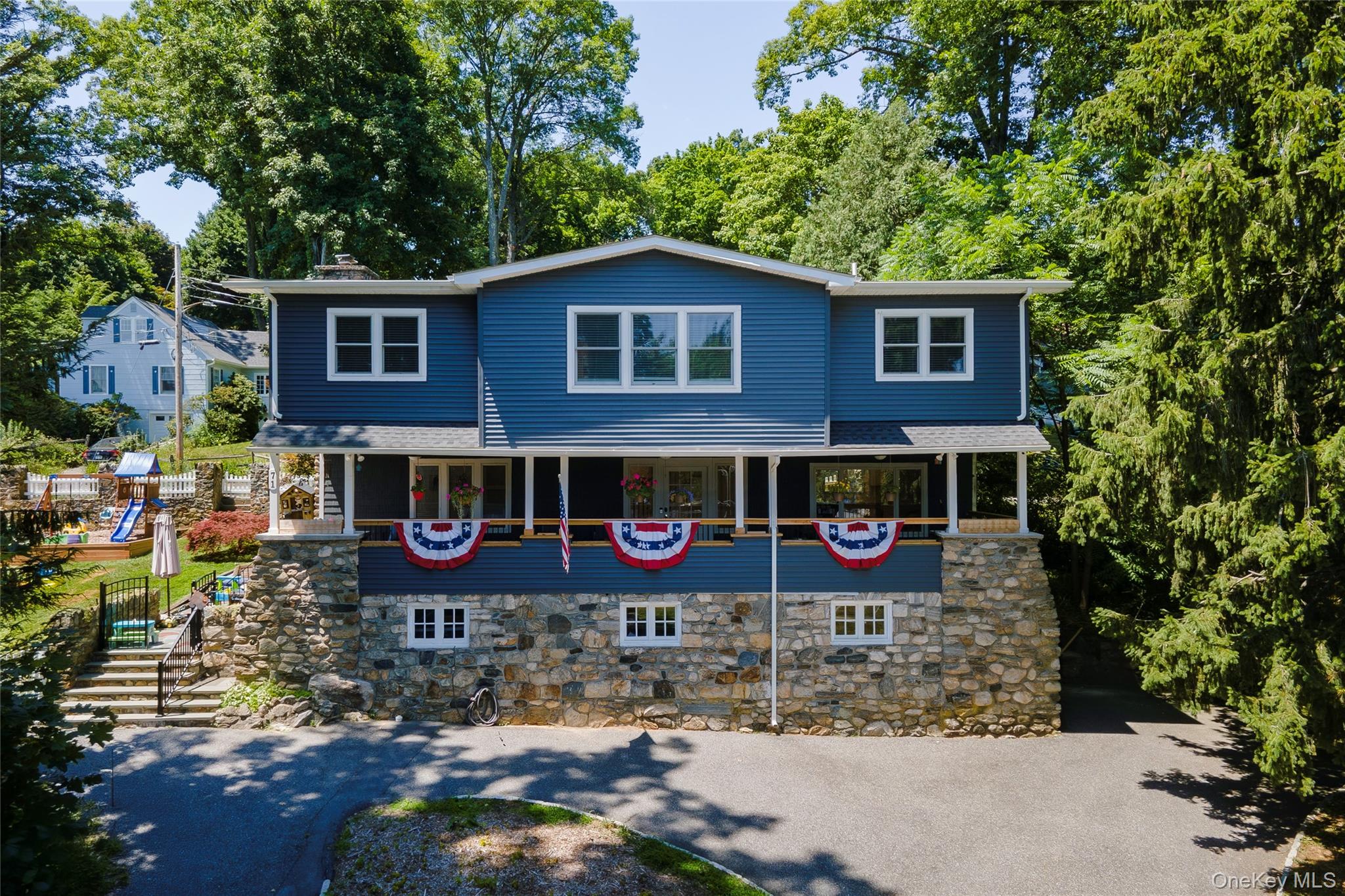 71 W Lake Boulevard – For Sale photo 3