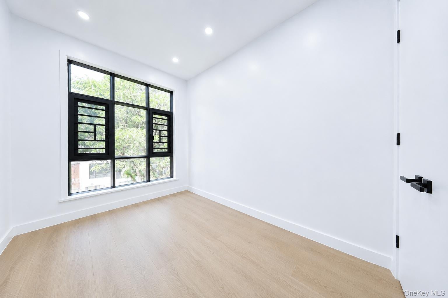 25 Goodwin Place – For Sale photo 35