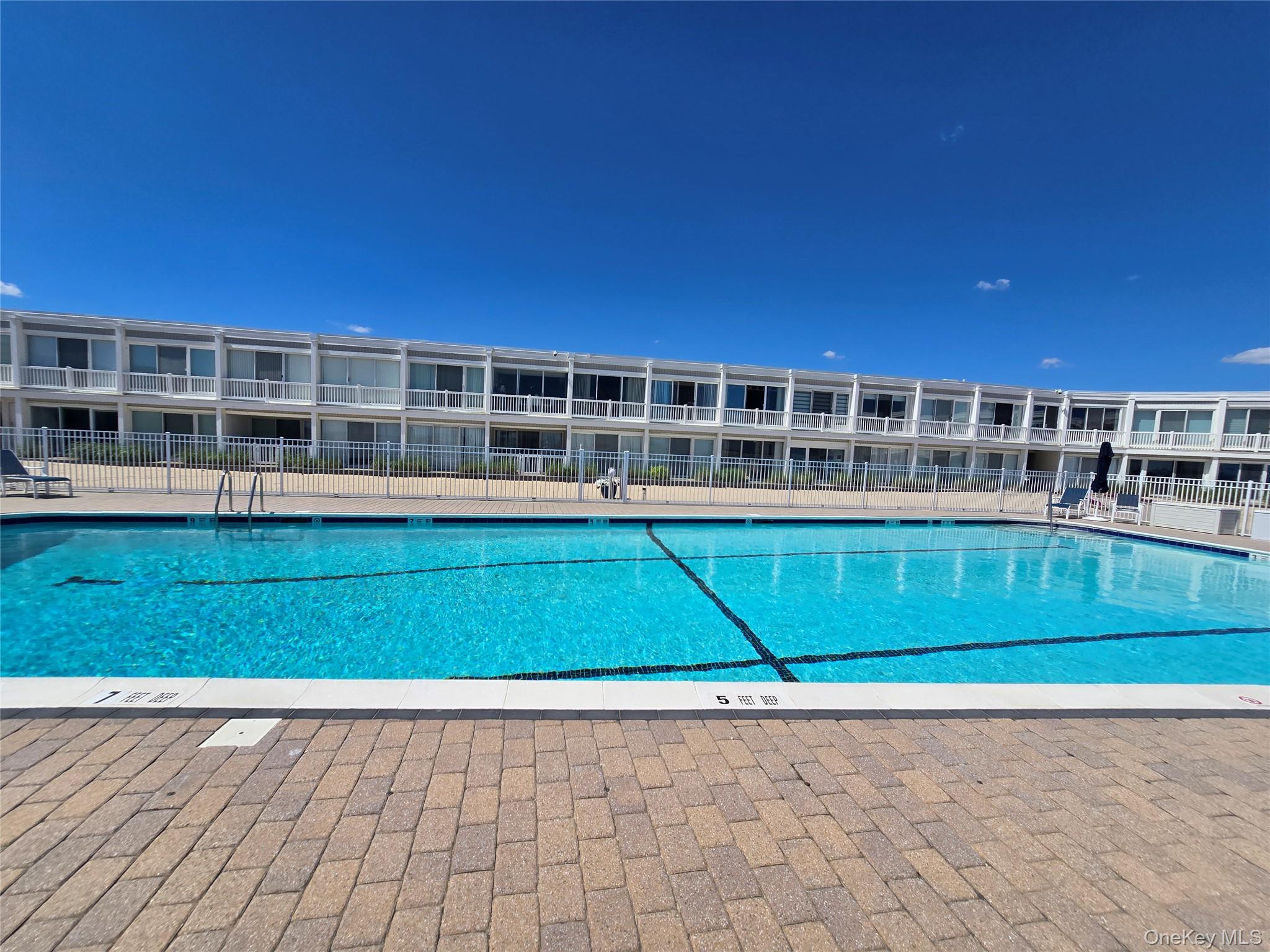 585 Dune Road, Unit L10 photo 5