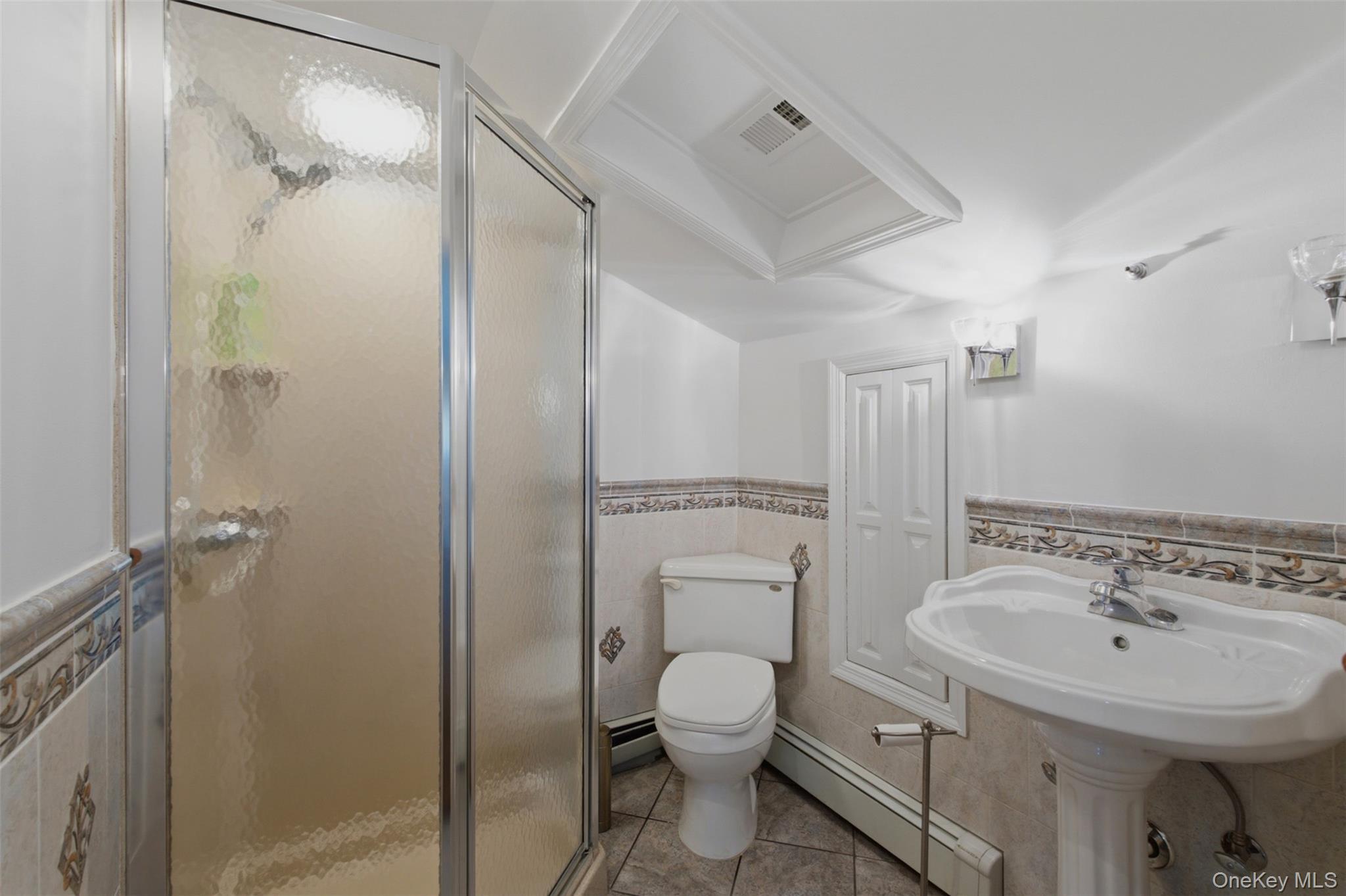 12 Leeside Road – For Sale photo 26