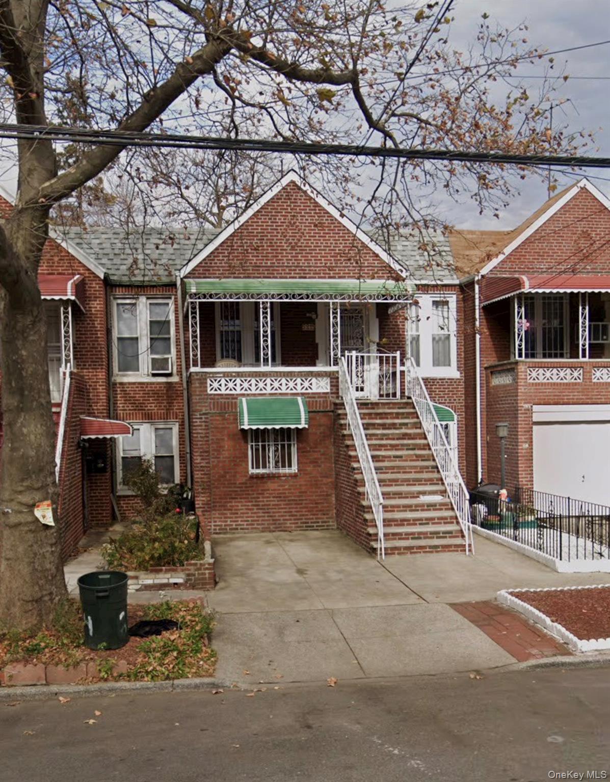 5215 Avenue H – For Sale