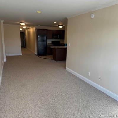 14 Willis Ave – For Rent photo 3