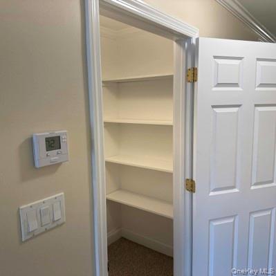 14 Willis Ave – For Rent photo 8