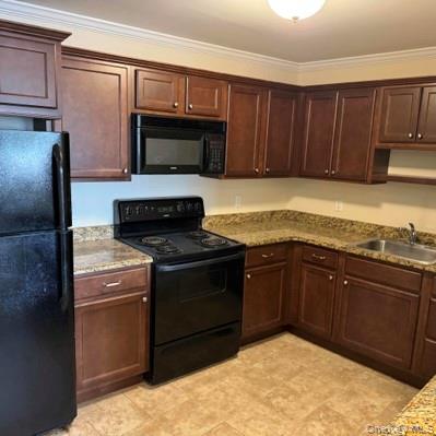 14 Willis Ave – For Rent photo 4