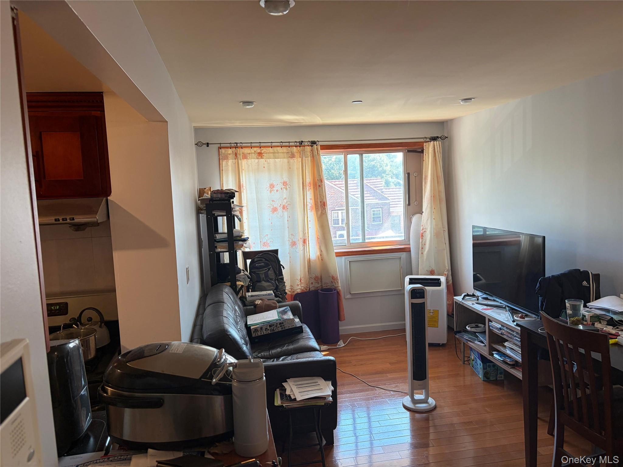 64-63 Austin Street, Unit 3B photo 3