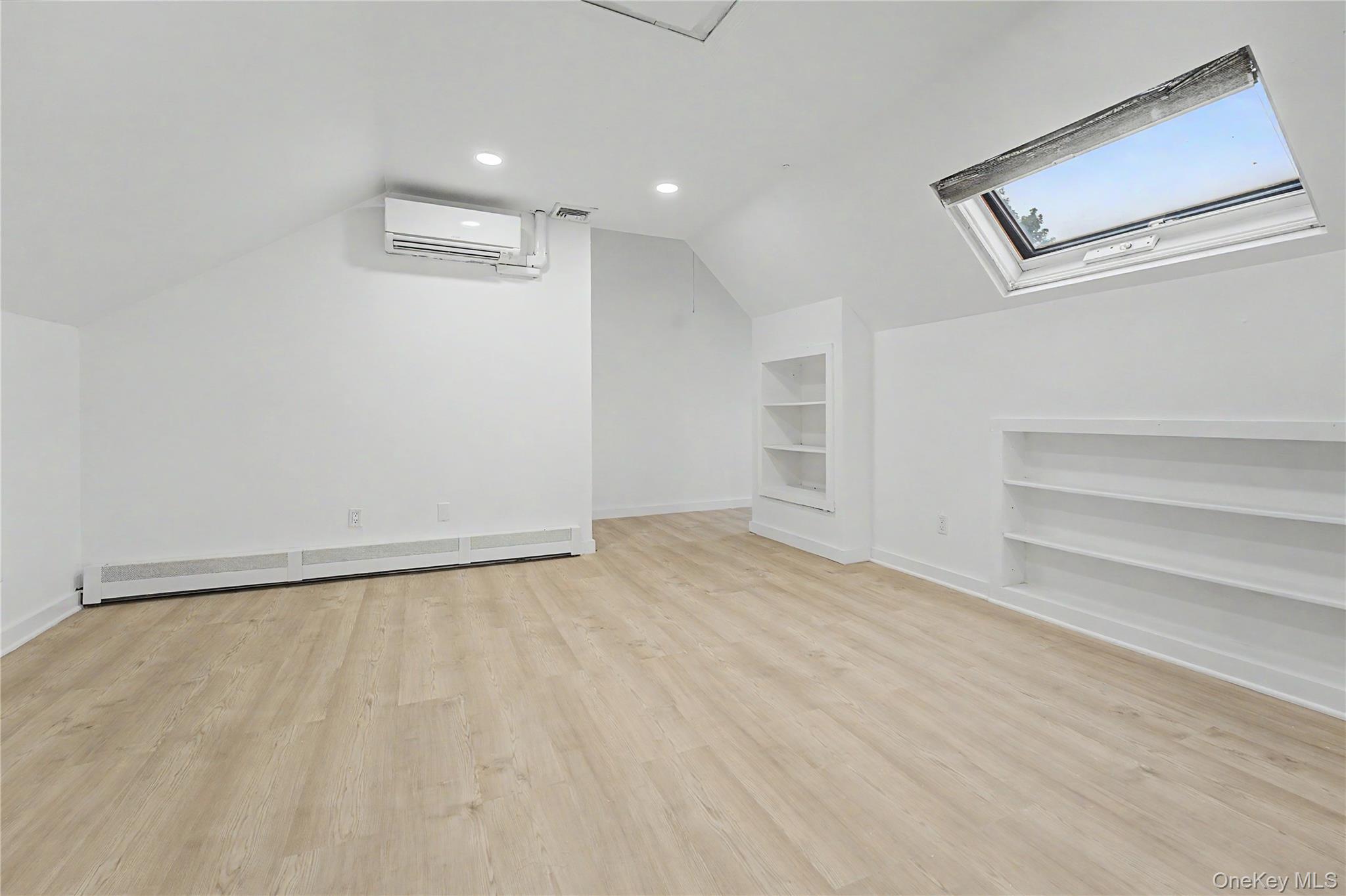 6 Regal Lane – For Sale photo 7