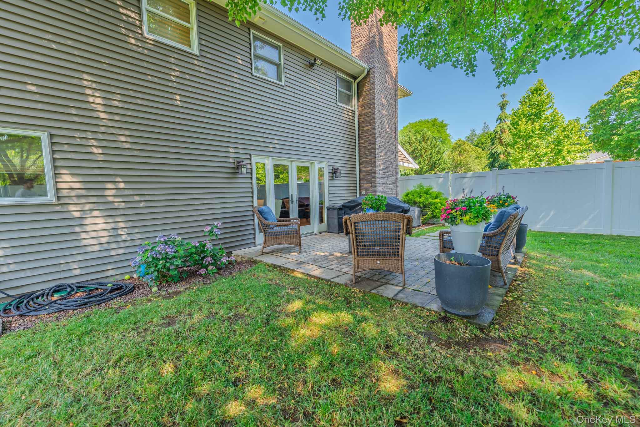 8 Feather Lane – For Sale photo 35
