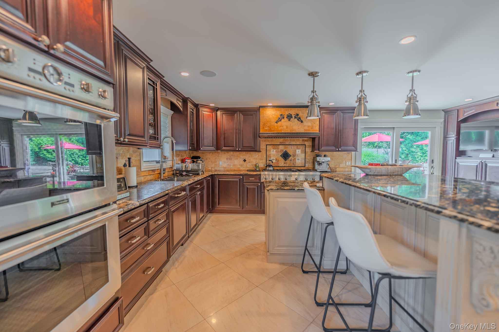 8 Feather Lane – For Sale photo 11