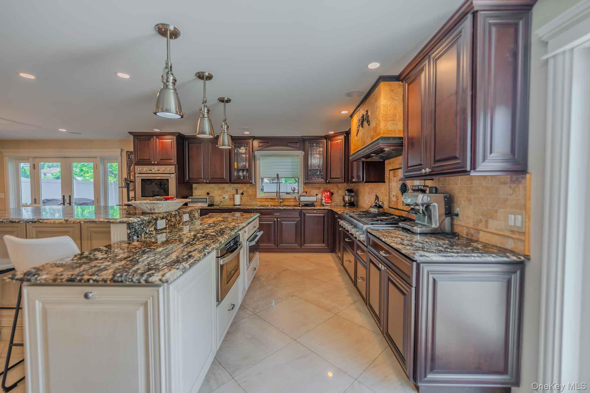 8 Feather Lane – For Sale photo 13