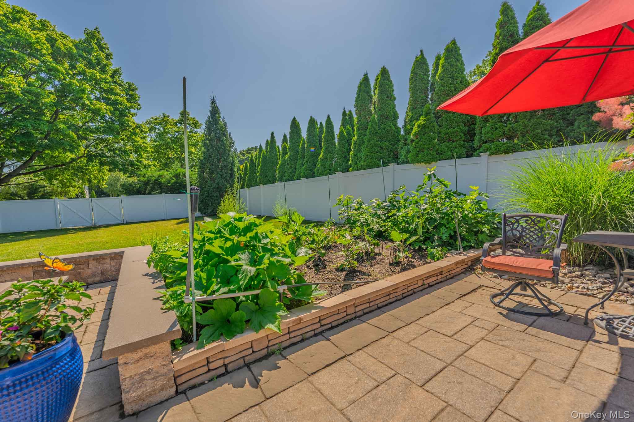 8 Feather Lane – For Sale photo 36