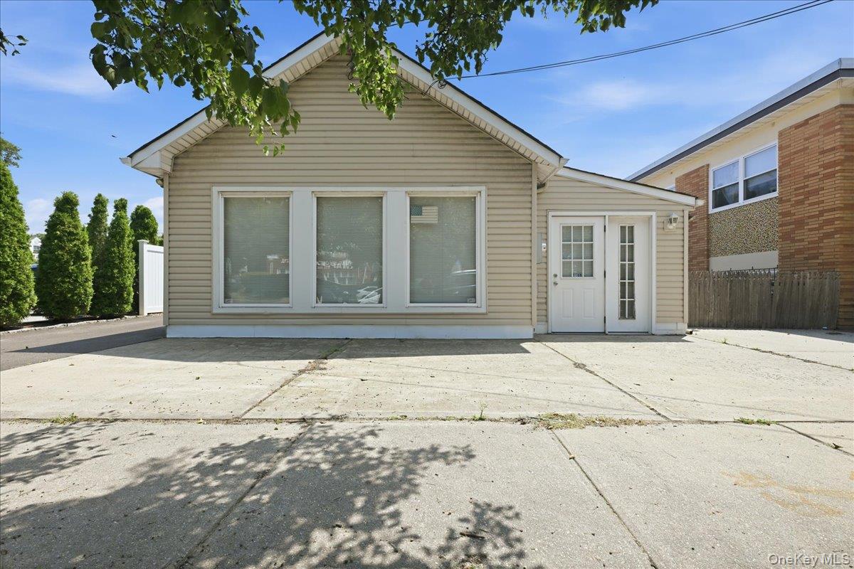 2169 Wantagh Avenue – For Sale photo 5