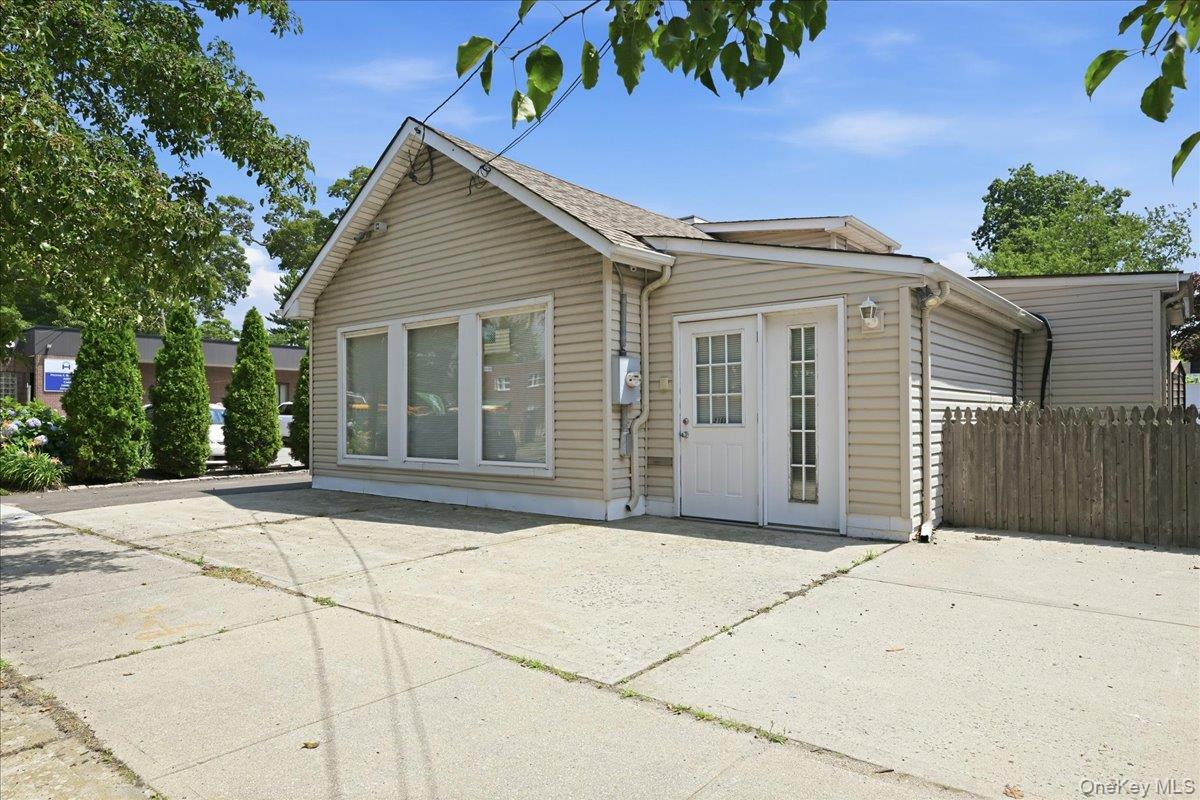2169 Wantagh Avenue – For Sale photo 6