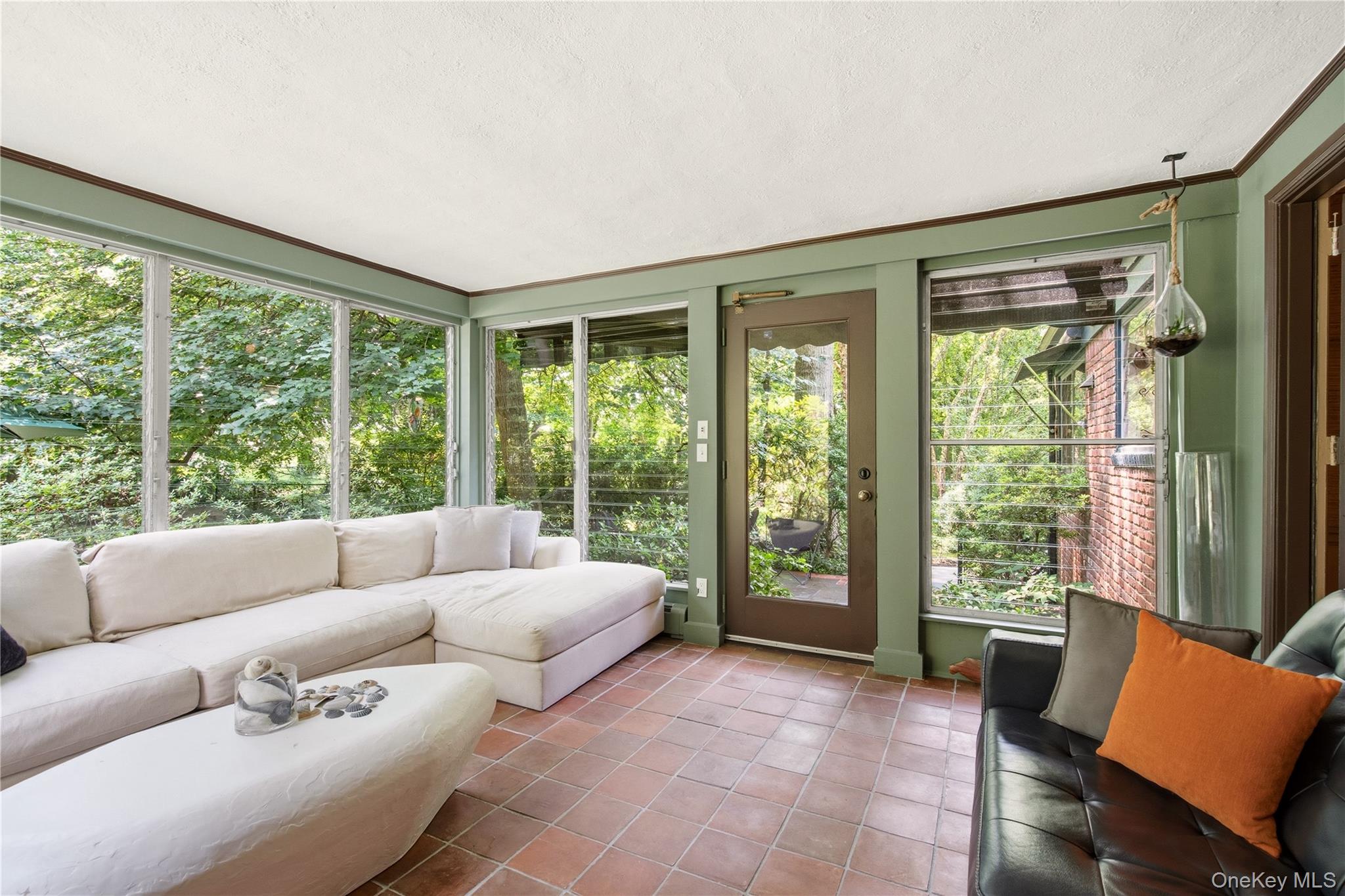 790 Bryant Avenue – For Sale photo 12