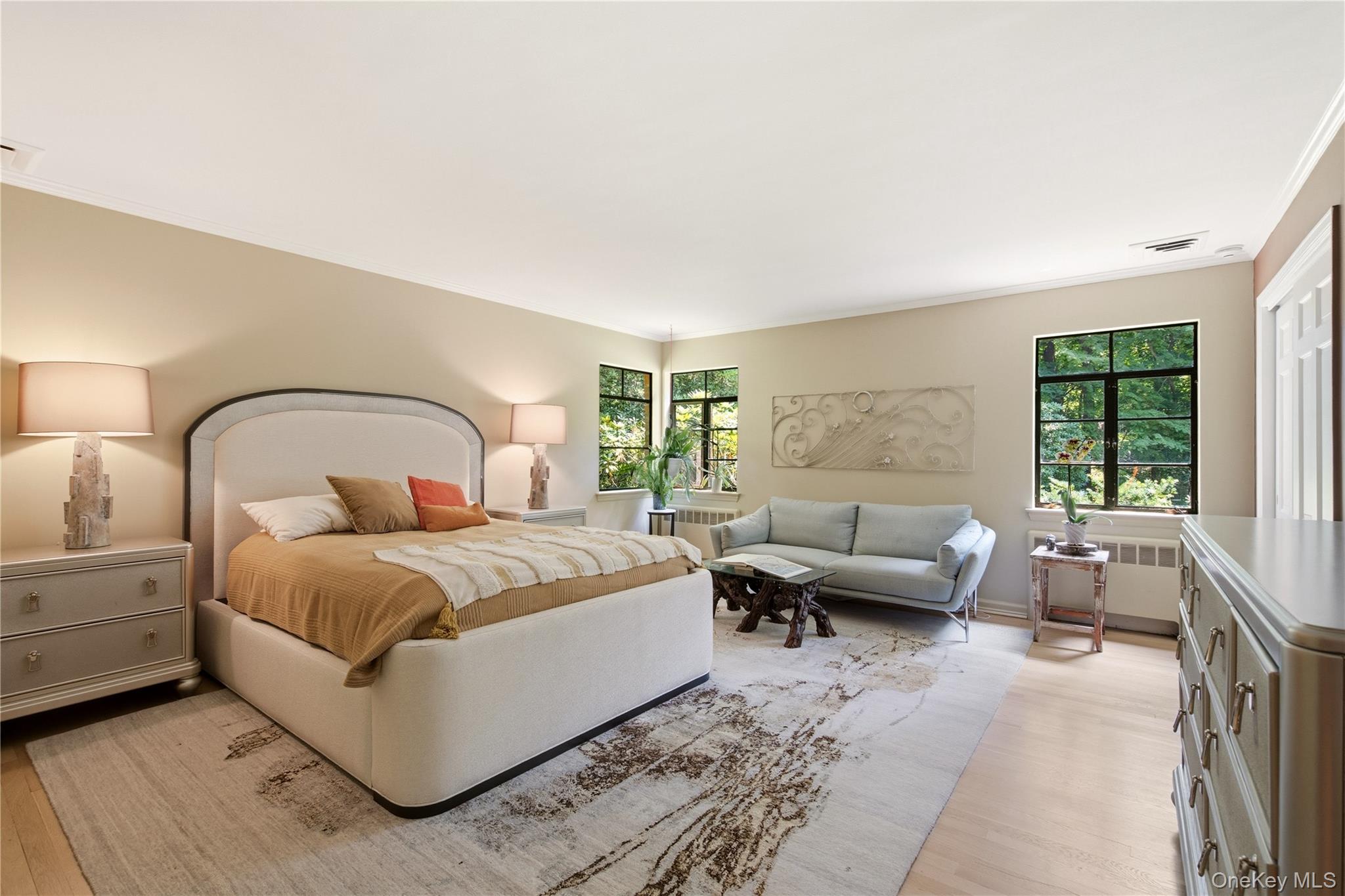 790 Bryant Avenue – For Sale photo 24