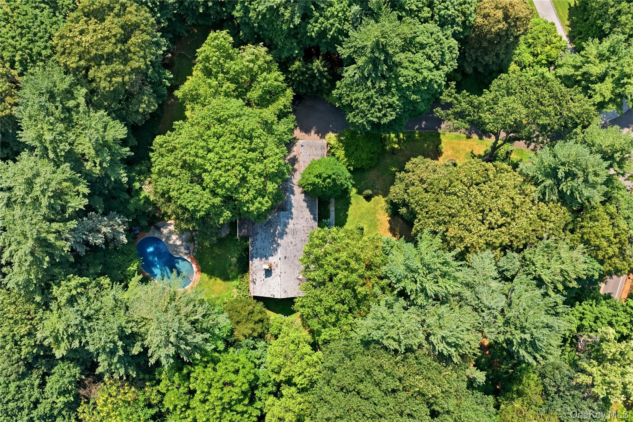 790 Bryant Avenue – For Sale photo 34