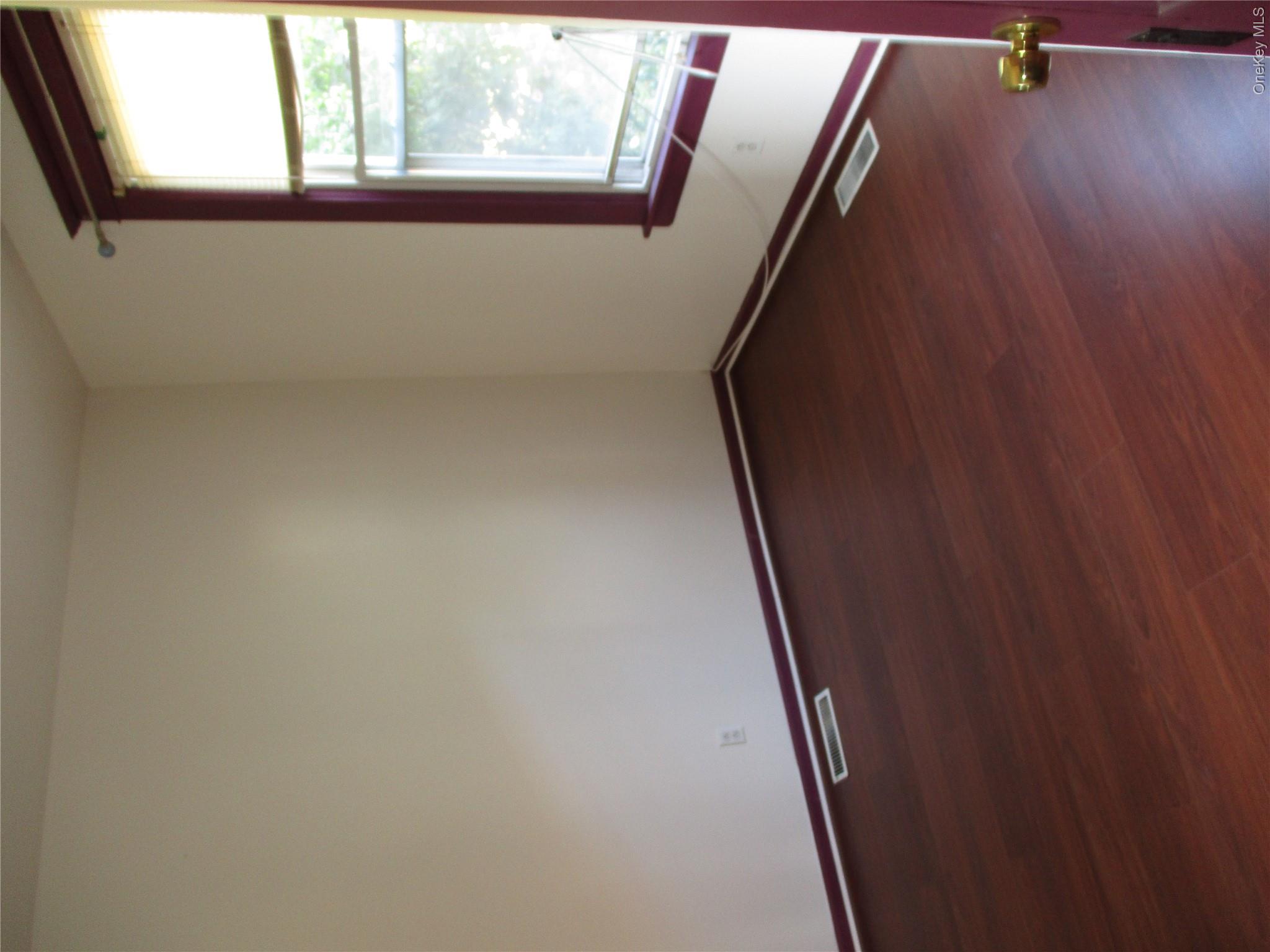 33 Bayview Terrace Unit 1 – For Rent photo 9