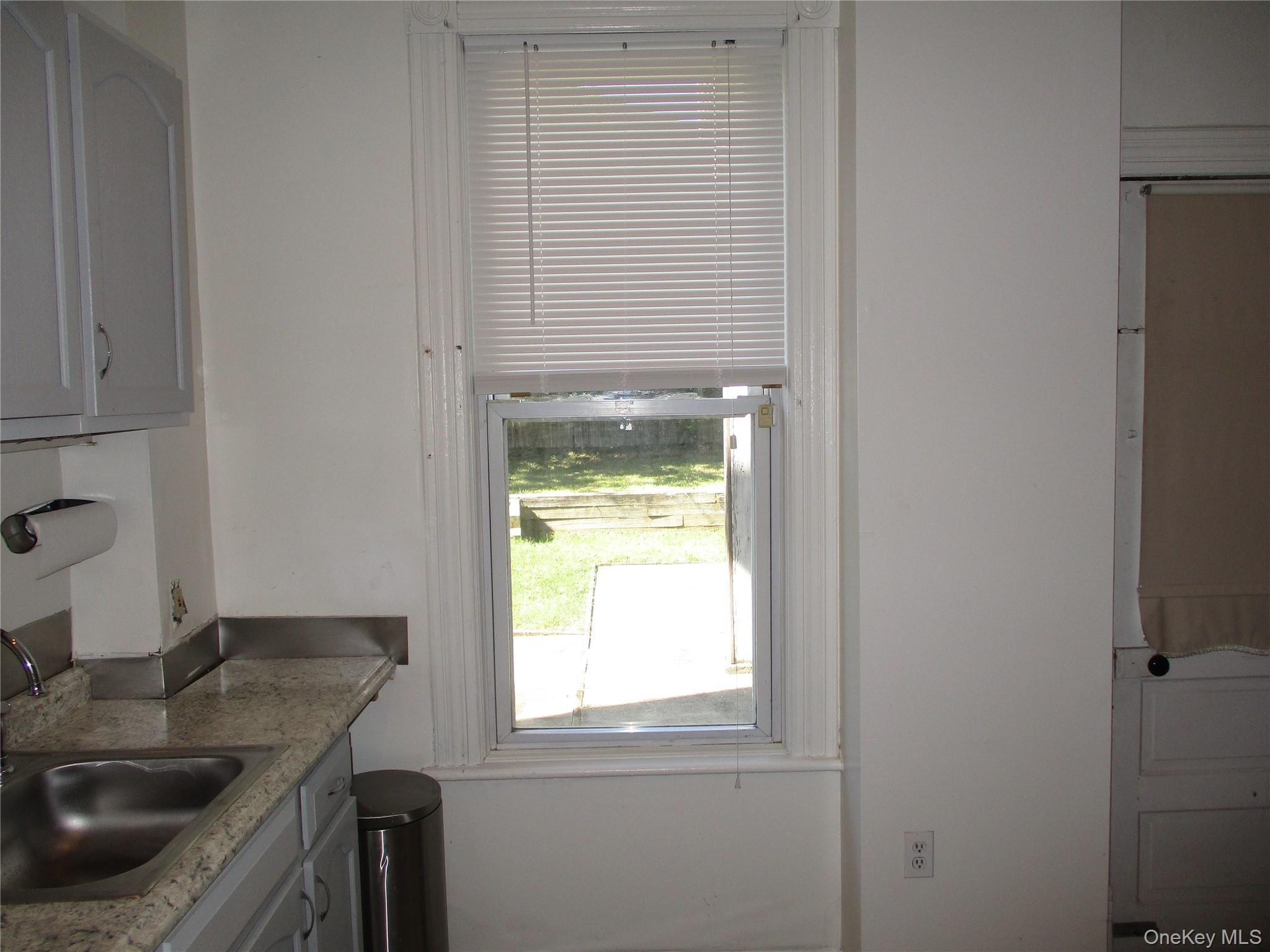 33 Bayview Terrace Unit 1 – For Rent photo 20