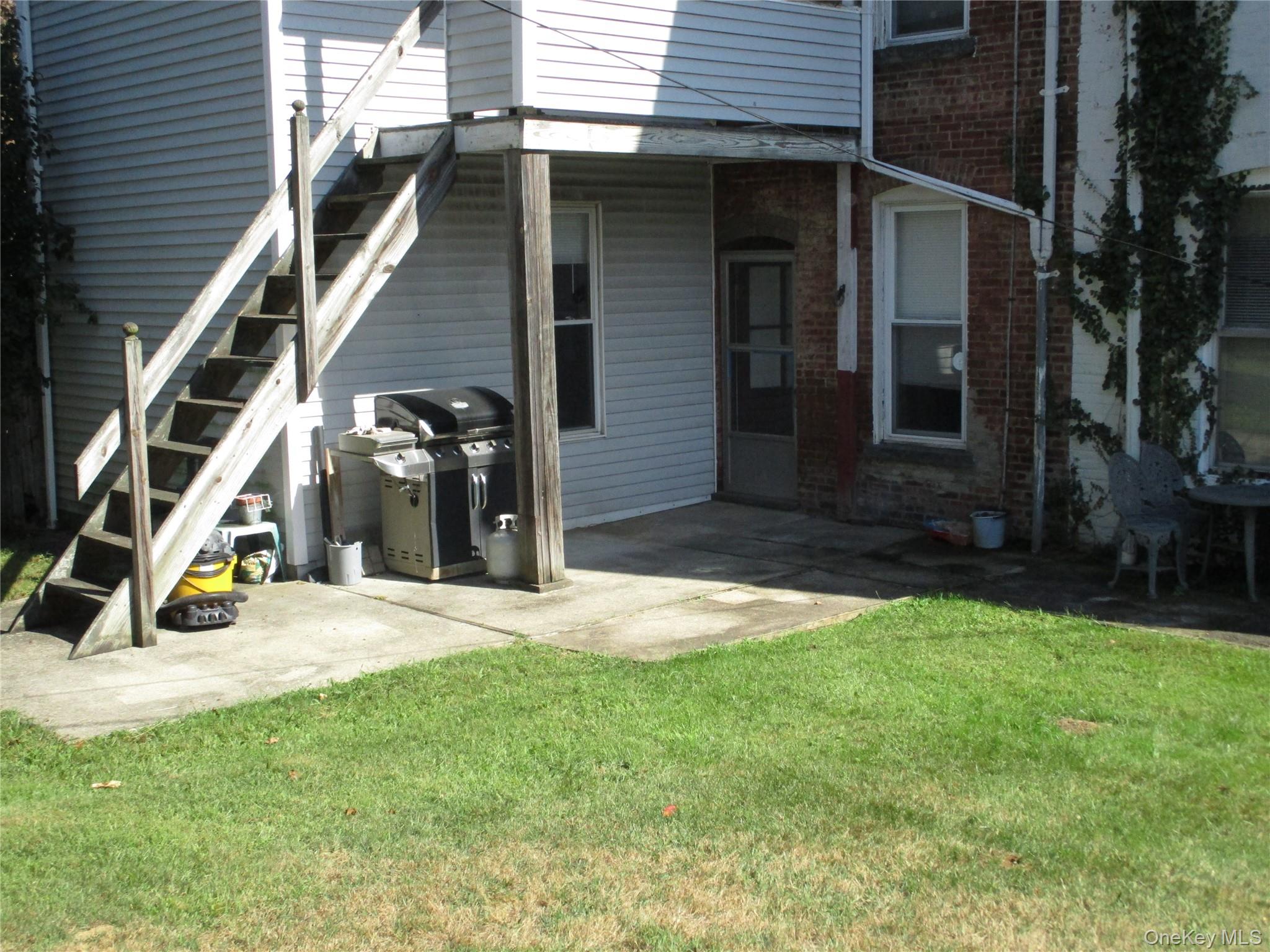 33 Bayview Terrace Unit 1 – For Rent photo 25