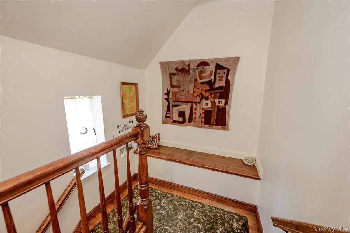 1264 Rhinelander Avenue – For Sale photo 20