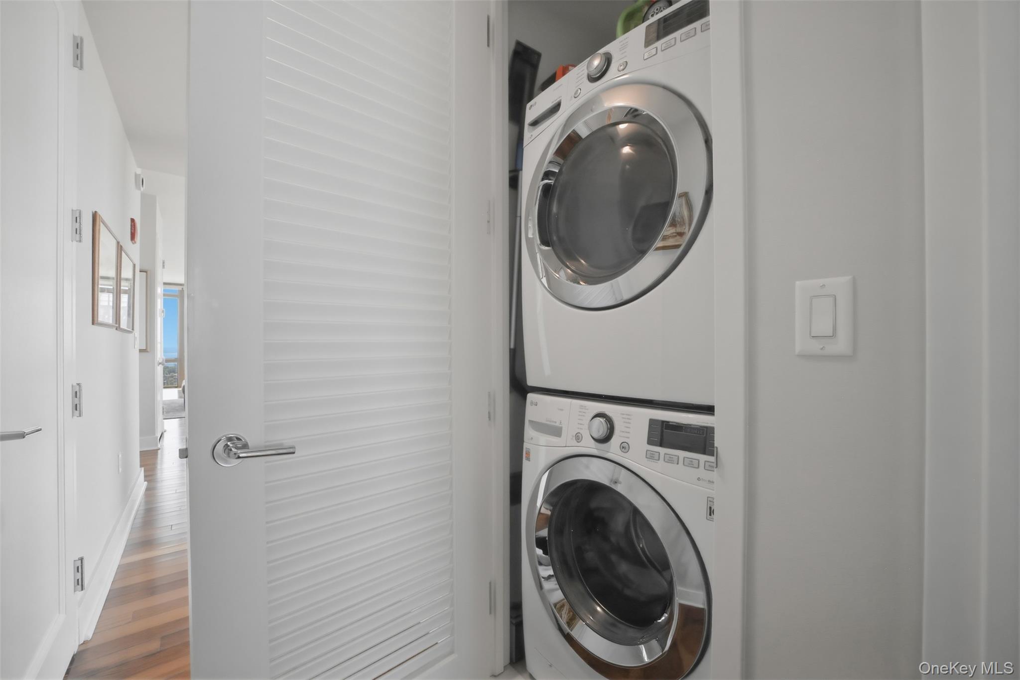 175 Huguenot Street, Unit 2503 photo 12