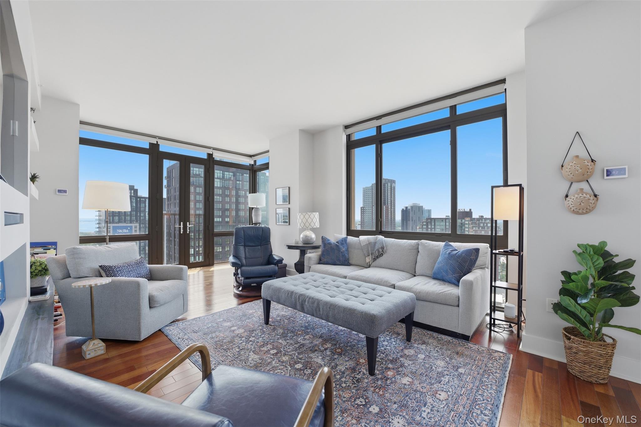 175 Huguenot Street, Unit 2503 photo 8