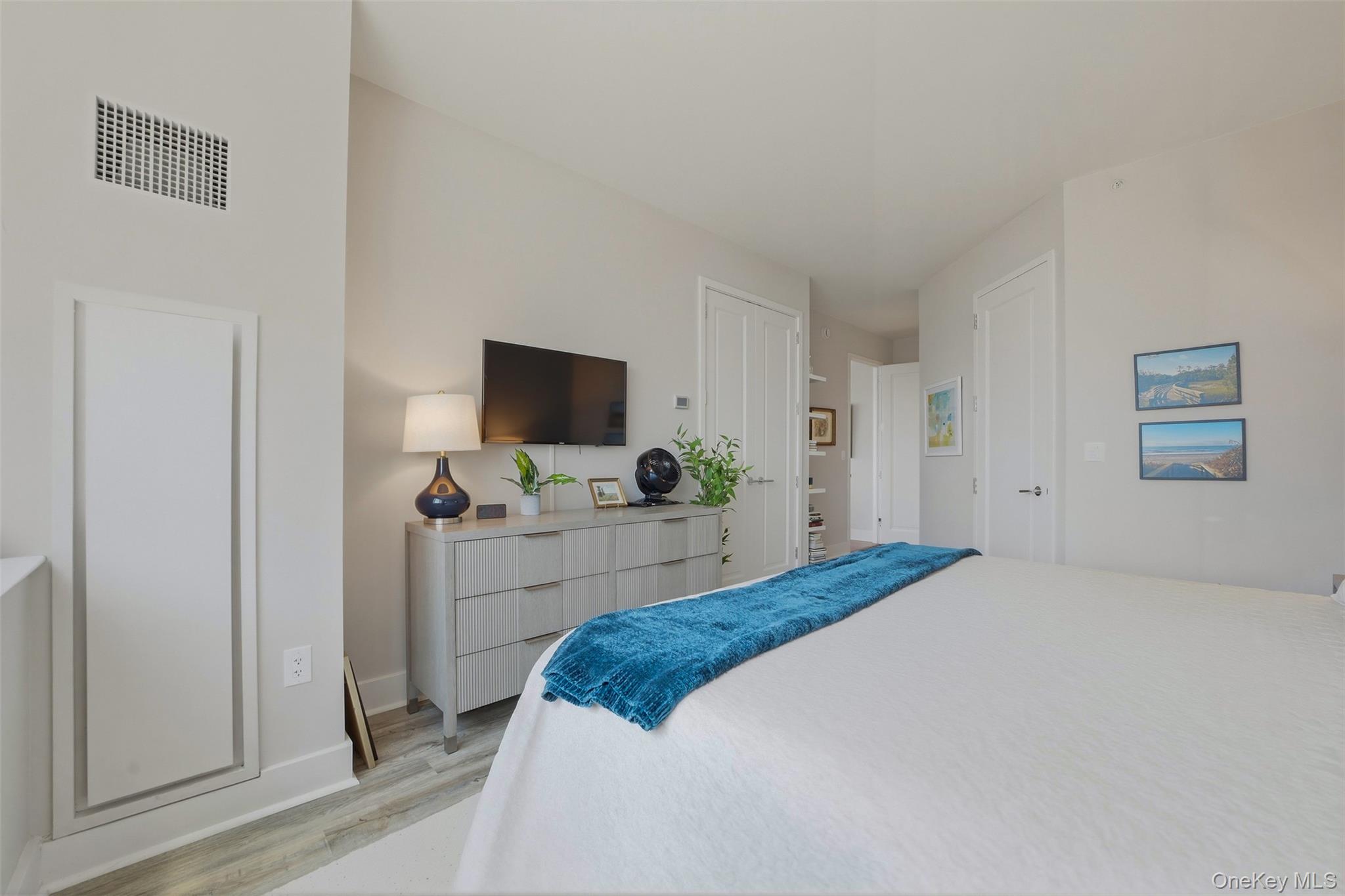 175 Huguenot Street, Unit 2503 photo 21
