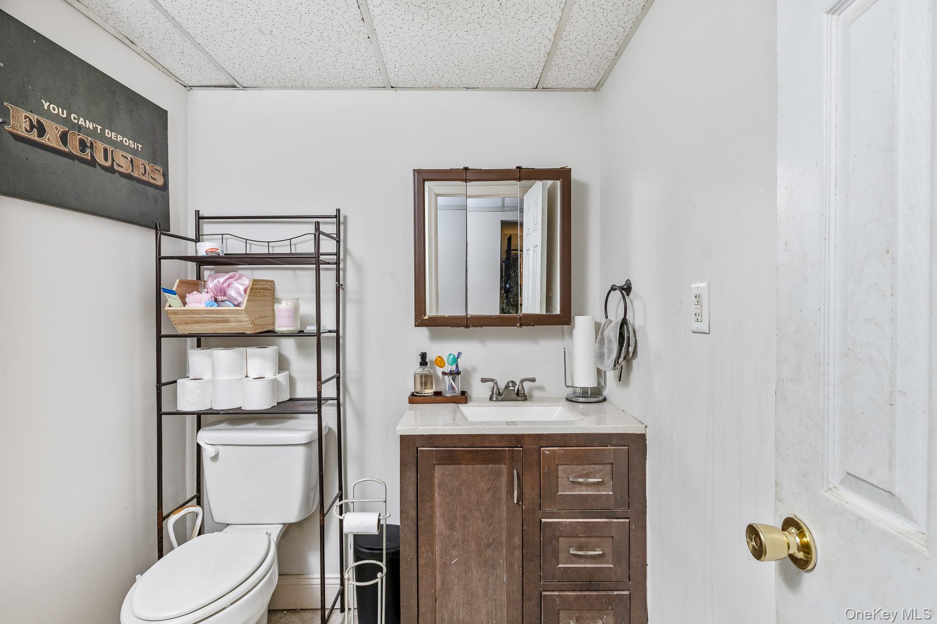 312 Peconic Avenue – For Sale photo 22