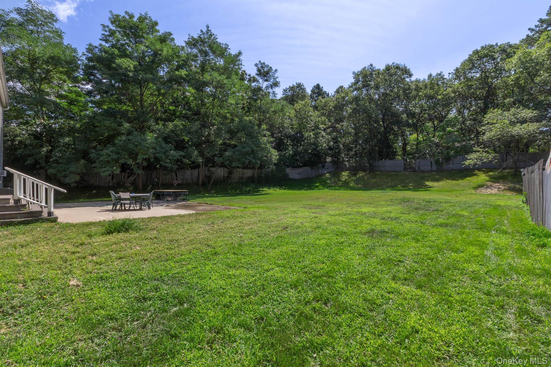 312 Peconic Avenue – For Sale photo 27