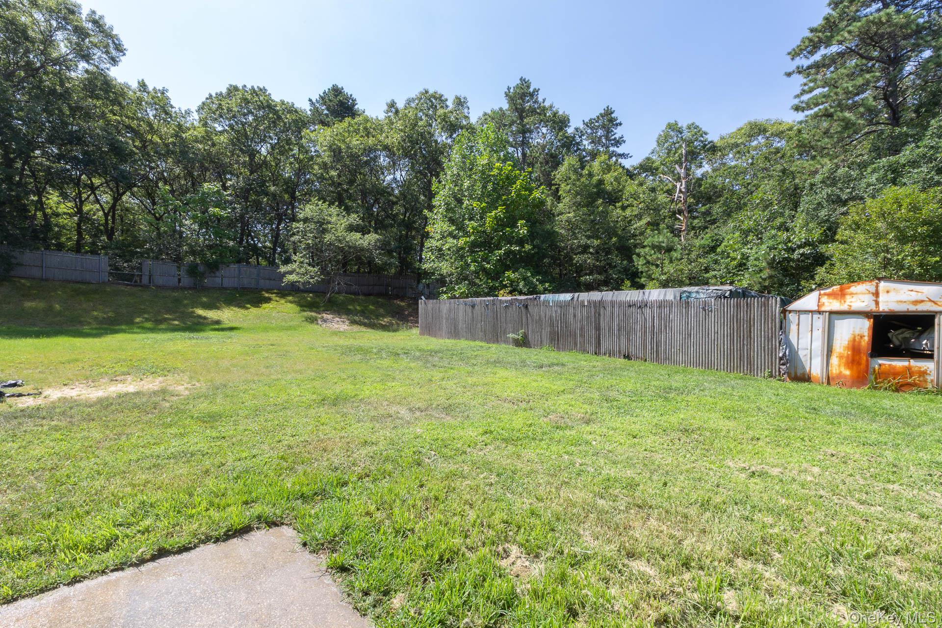 312 Peconic Avenue – For Sale photo 32