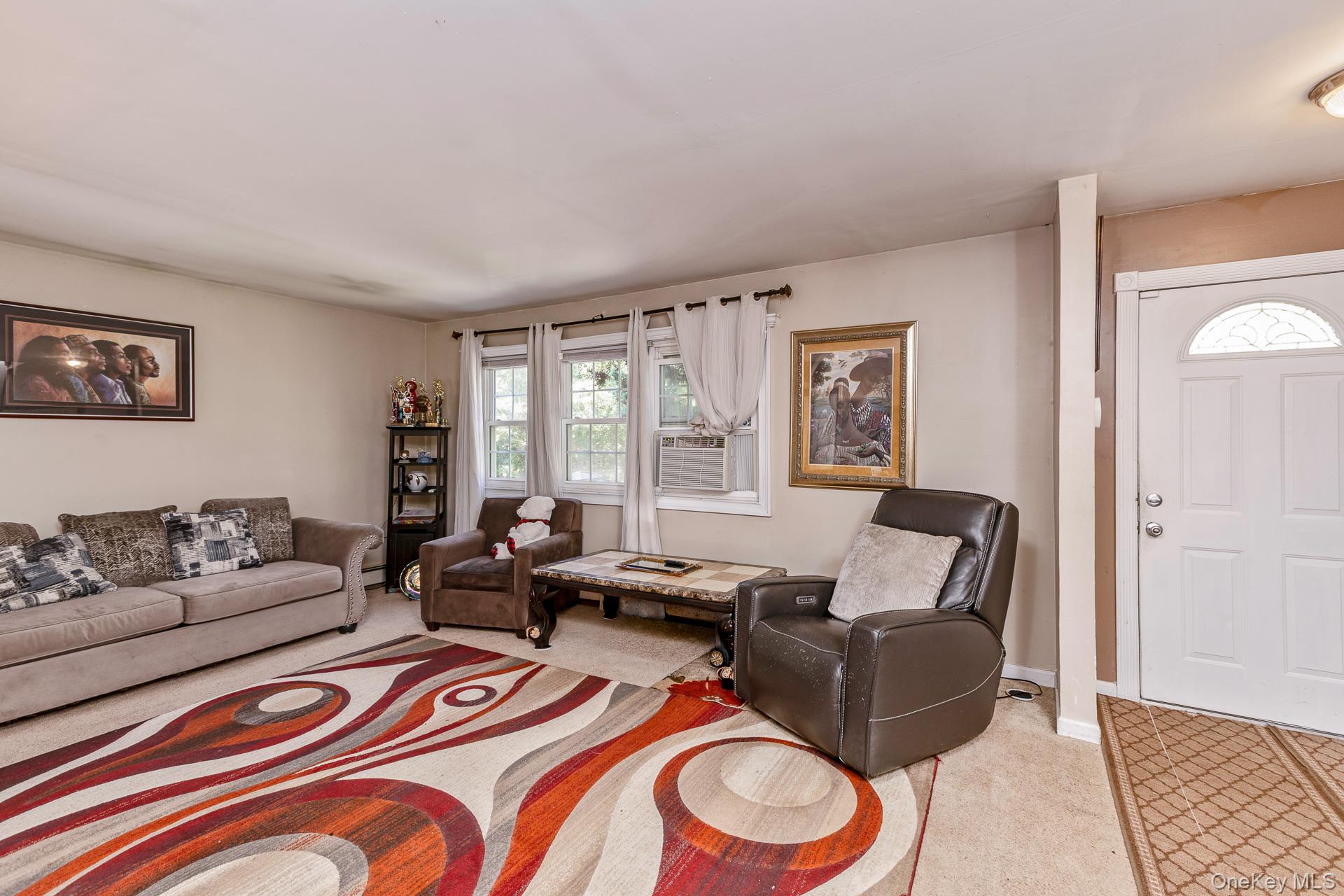 312 Peconic Avenue – For Sale photo 3