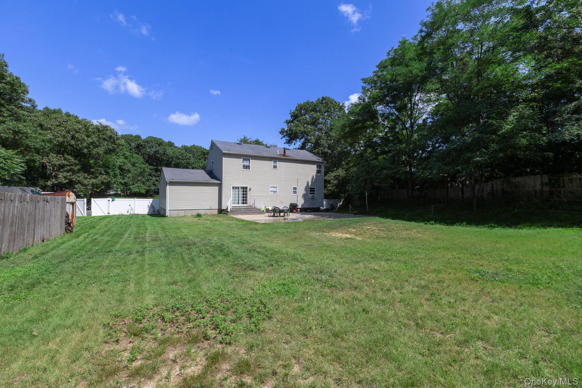 312 Peconic Avenue – For Sale photo 29