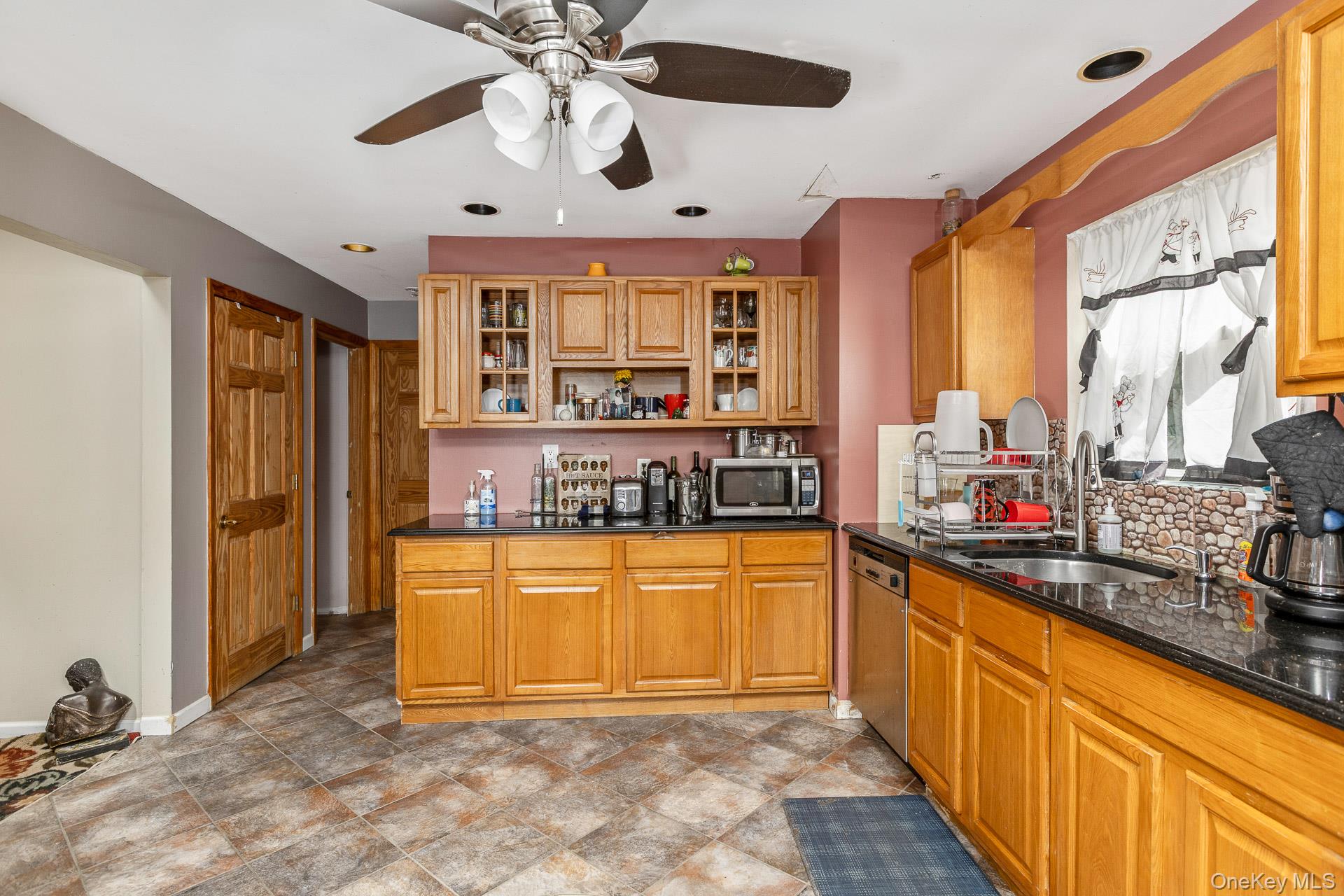 312 Peconic Avenue – For Sale photo 10