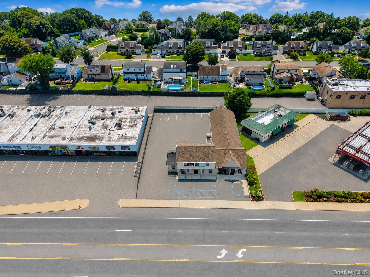 18-20 Hempstead Turnpike – For Sale photo 2