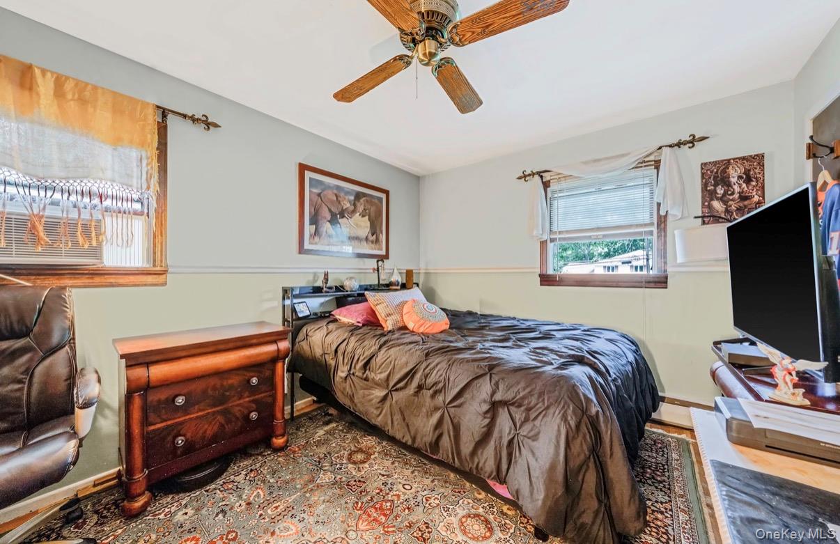 26 Harvard Lane – For Sale photo 18