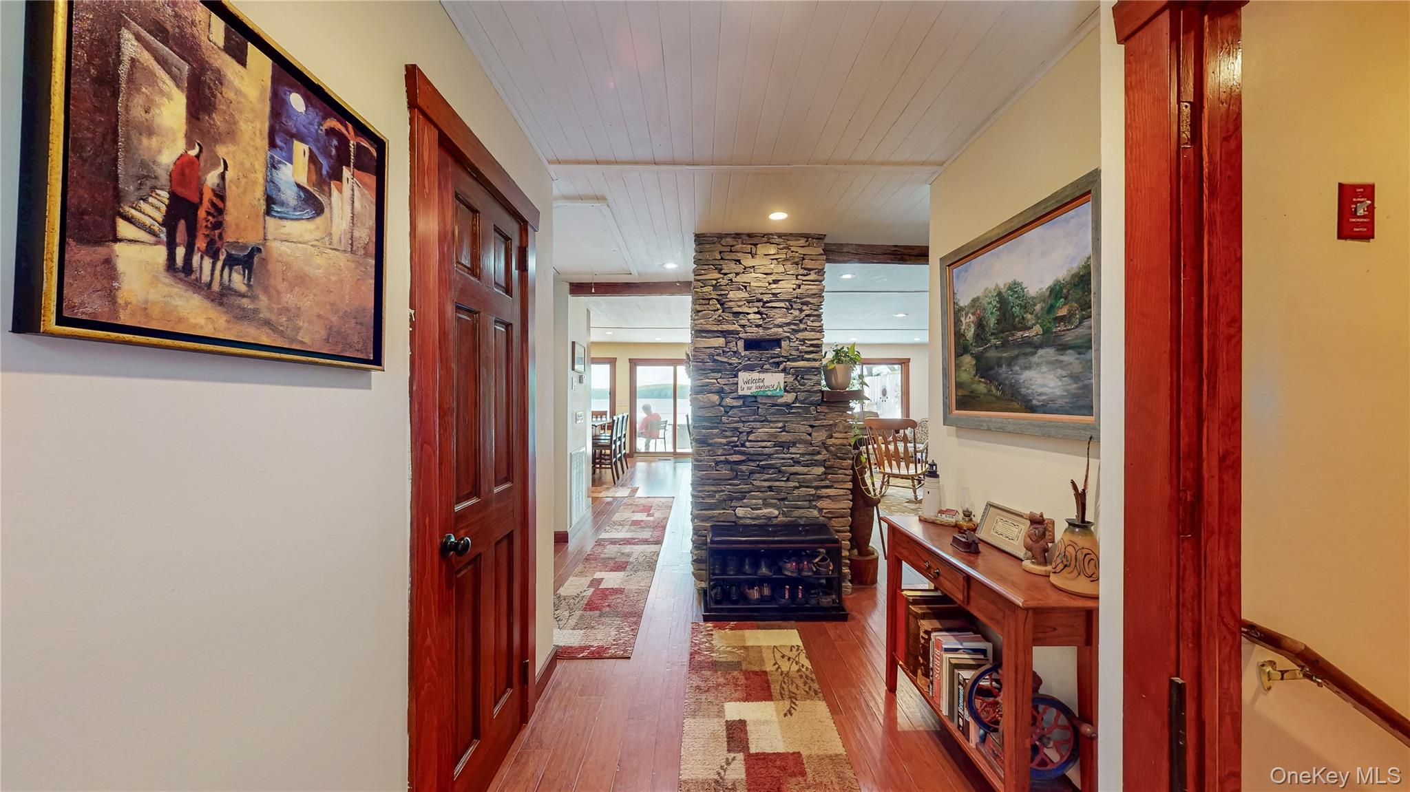 20 Sunset Point – For Sale photo 7