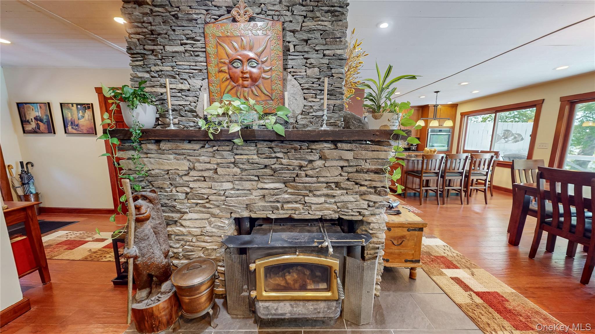 20 Sunset Point – For Sale photo 11