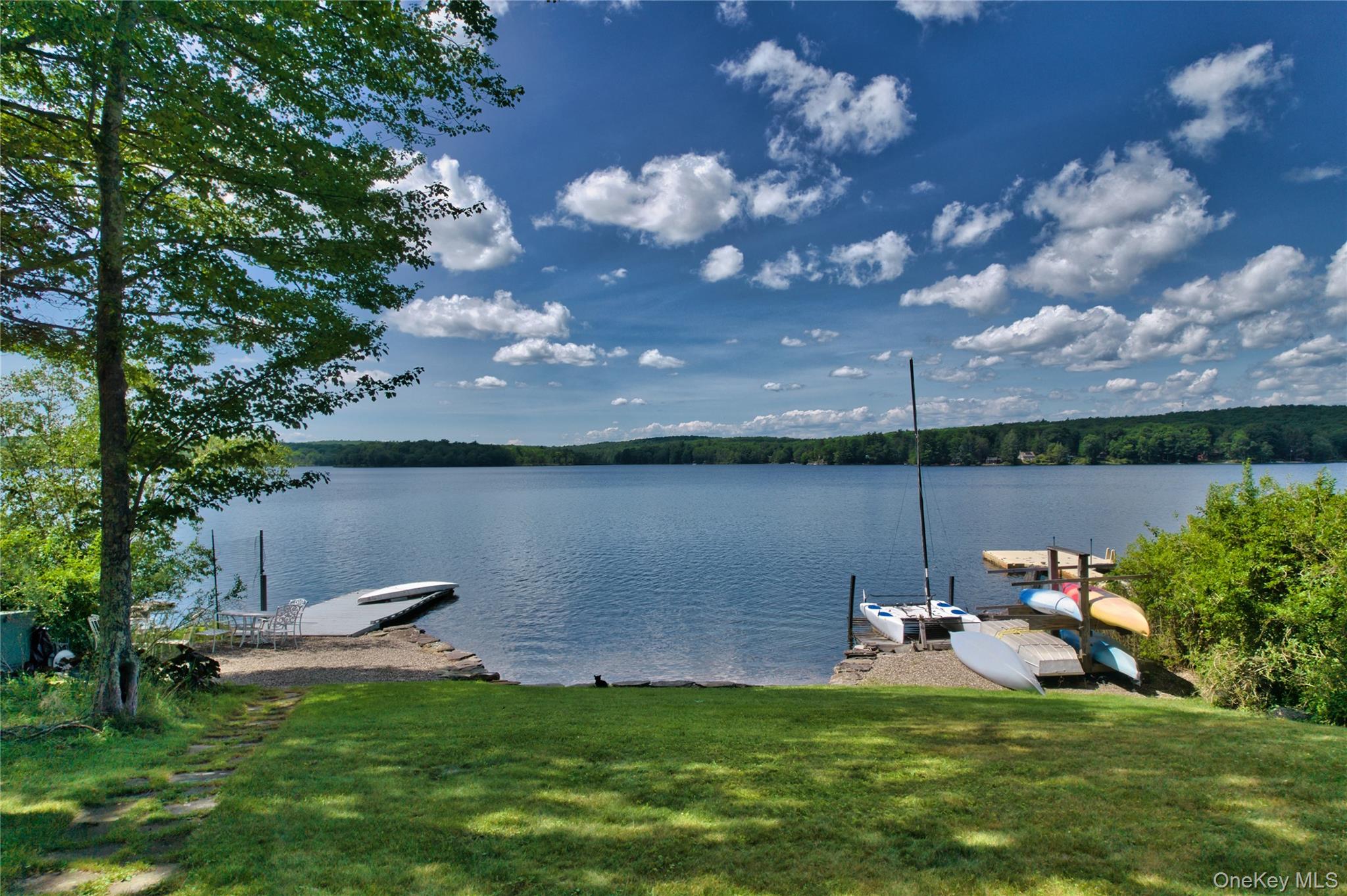 20 Sunset Point – For Sale photo 16
