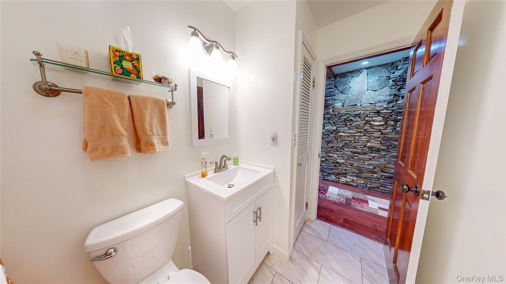 20 Sunset Point – For Sale photo 24