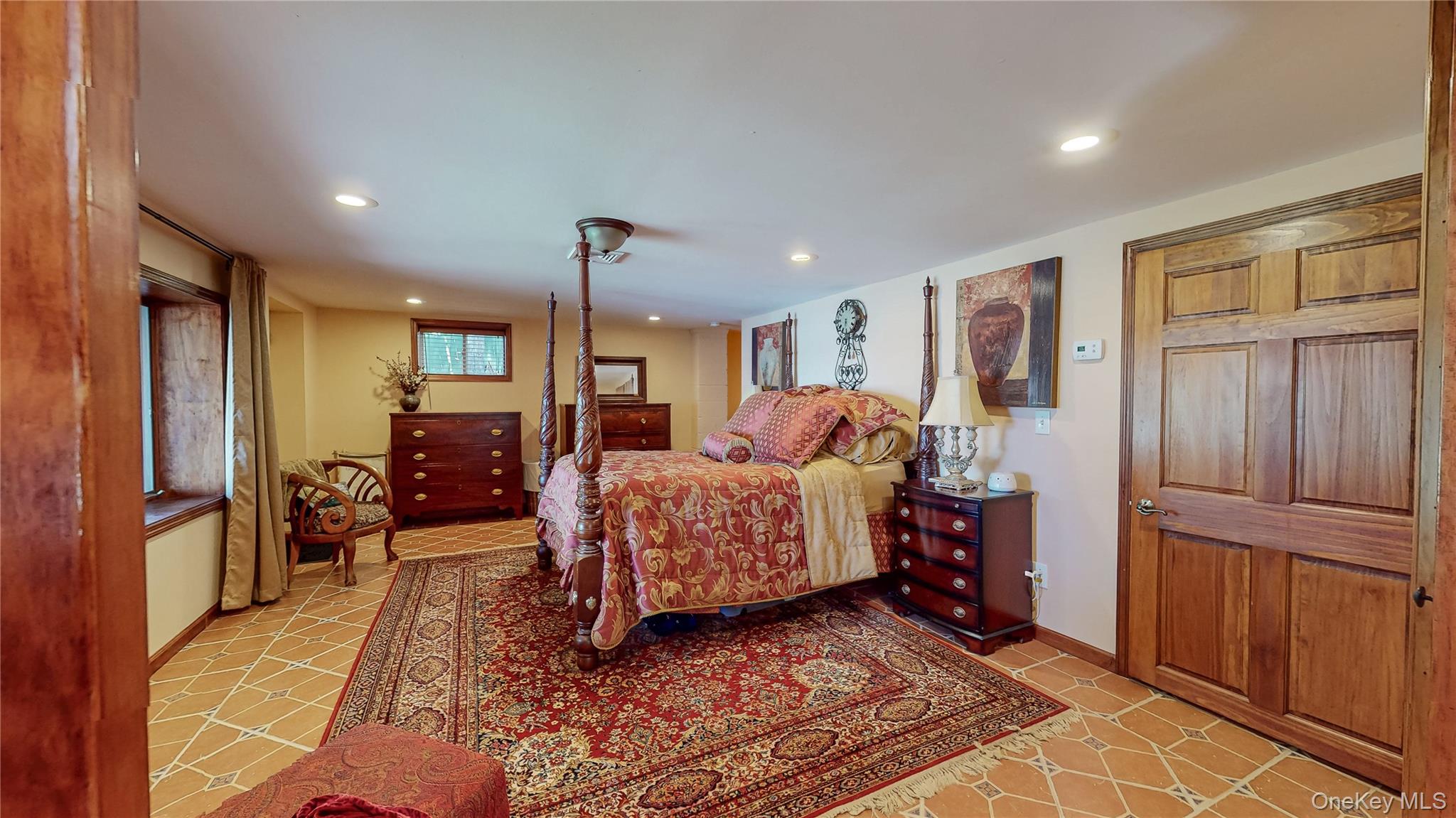 20 Sunset Point – For Sale photo 34