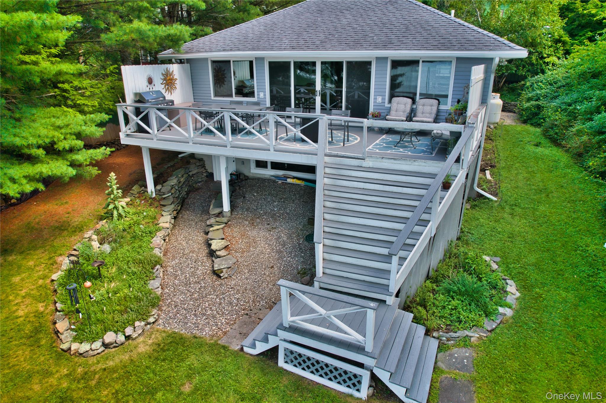 20 Sunset Point – For Sale